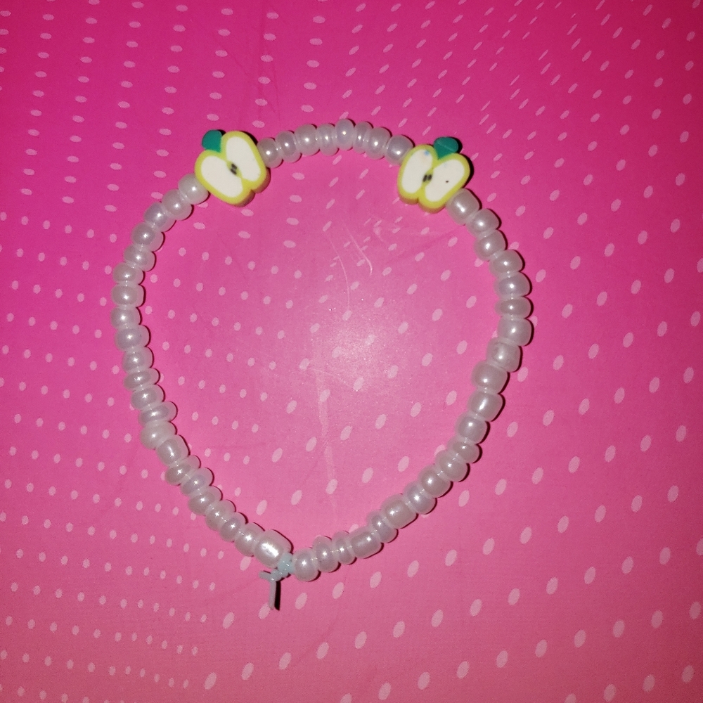 Apple braclet
